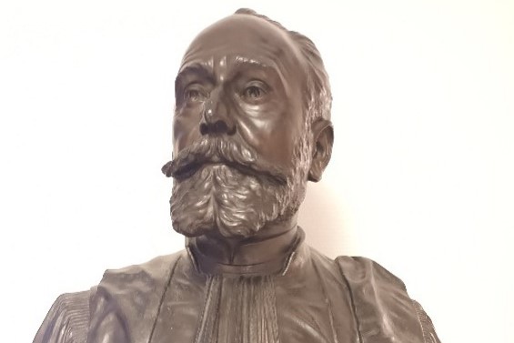 Buste du Docteur Charles Livon